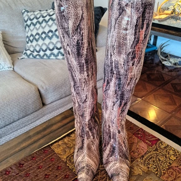 CLEARANCE SALE!! Orange and Brown Heeled Boots with Artistic Flair - Picture 3 of 12